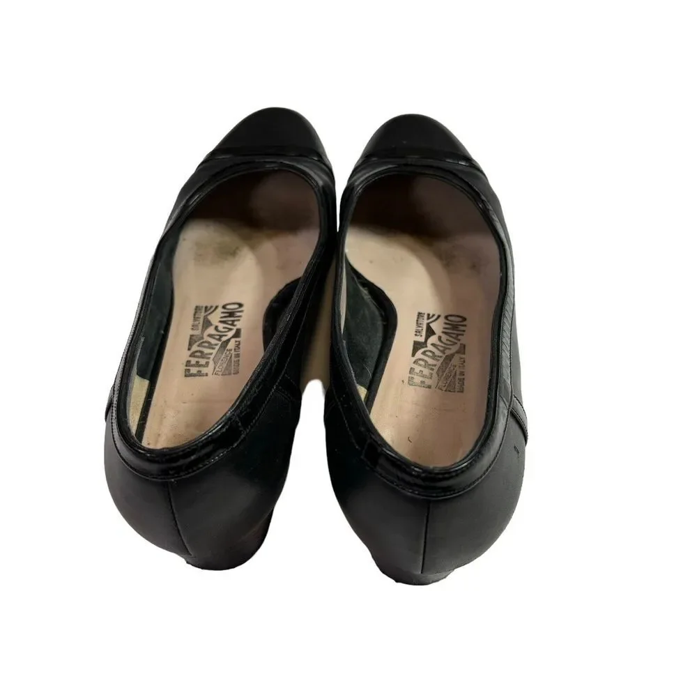 Salvatore Ferragamo Low Heel Pumps Size 6‎ C Black Fabula Leather
